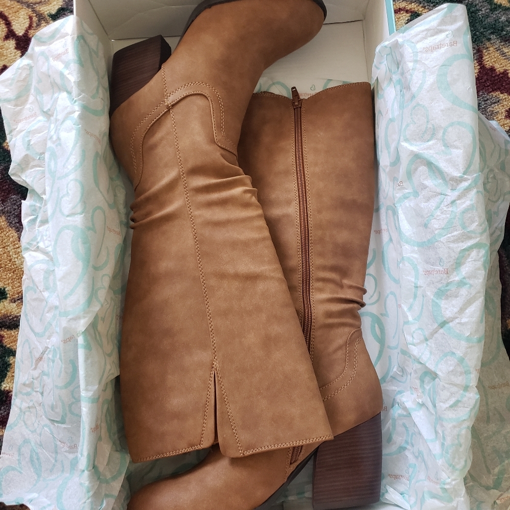 Baretrap boots